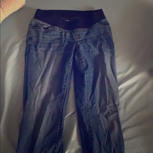Liz Lange maternity jeans size 6